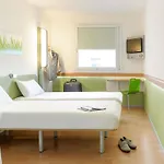 ホテル Ibis Budget Antibes Sophia Antipolis ヴァロリス