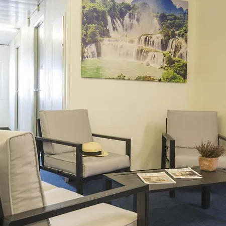 Hotel Ibis Budget Antibes Sophia Antipolis 2*
