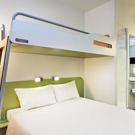 Ibis Budget Antibes Sophia Antipolis 2*