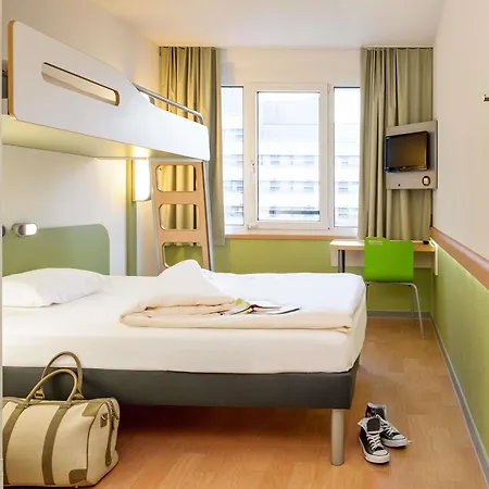 Ibis Budget Antibes Sophia Antipolis 酒店 瓦洛里