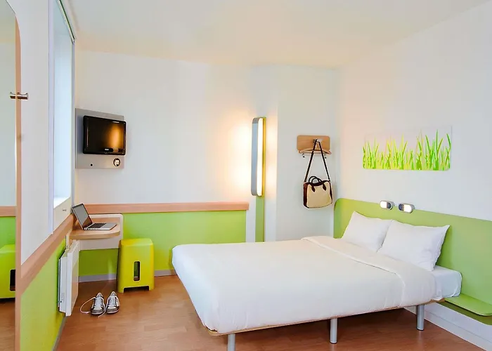 Ibis Budget Antibes Sophia Antipolis 2*
